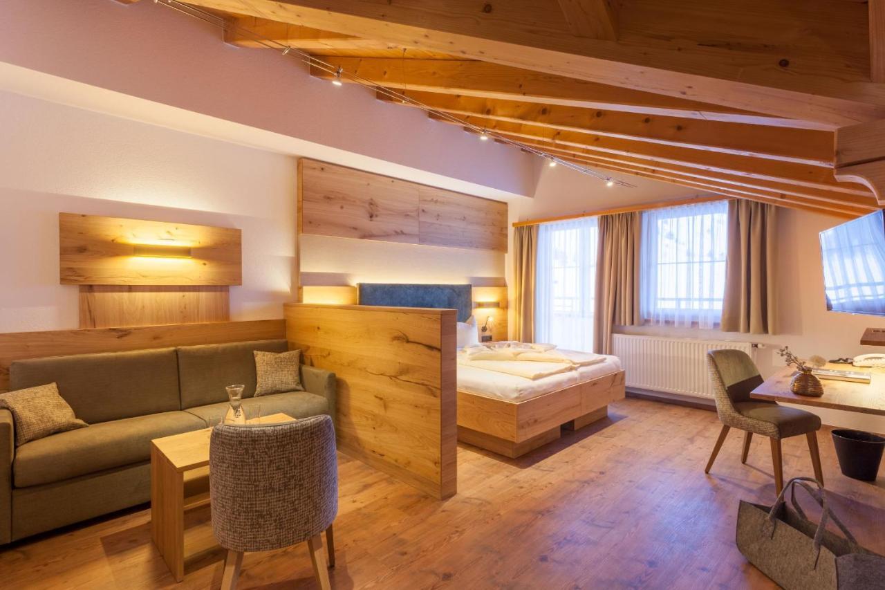 Hotel Luggi Galtür Buitenkant foto