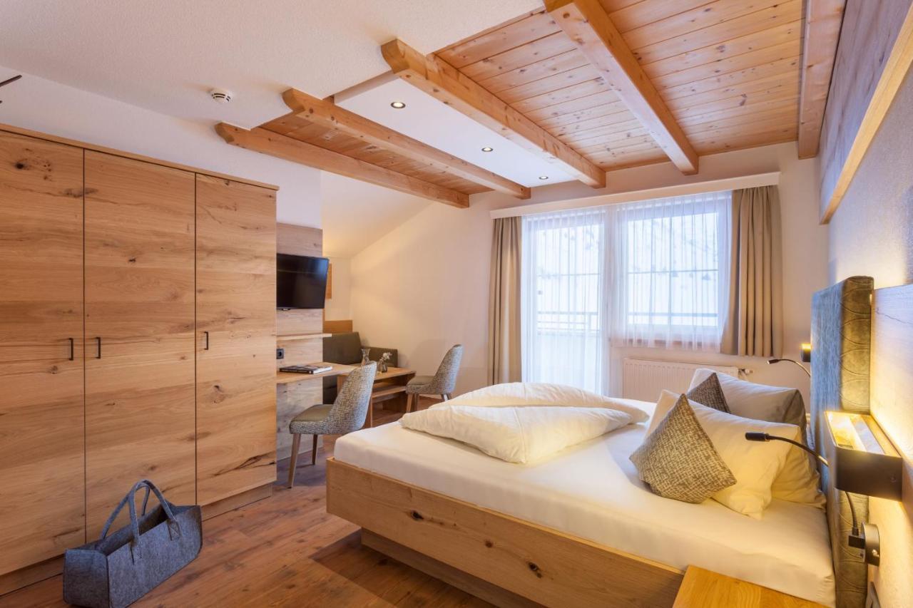 Hotel Luggi Galtür Buitenkant foto